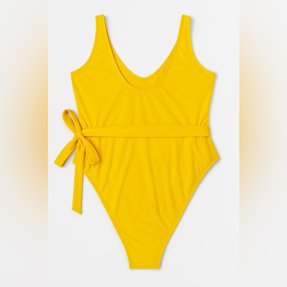 Boohoo Plus Tie Waist Swimsuit | Yellow | Size 22 | NWT - Picture 1 of 4